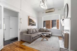 Incredible Location 2 Bed CBD Dream - Orange - 0