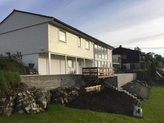 Modern apartment, stunning view, large garden! - Lii - 0