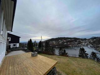 Modern apartment, stunning view, large garden! - 7