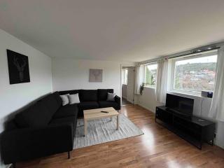 Modern apartment, stunning view, large garden! - 5