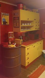 Pit Stop Gas Station - 8