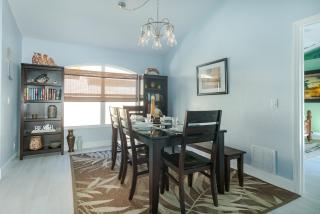 Luxury 3 Bed 2 Bath Home with Pool and Spa - 5