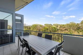 Coastal Luxury at 'Sunshine Central' 3 Bed Penthouse - 2