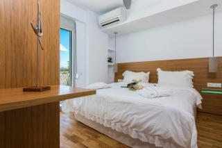 Sensational Rethymno Villa Villa Akaza 2 Bedrooms Beach Front Private Outdoor Swimming Pool And Hot Tub Pigianos Kampos - Pigianos Kampos - 5