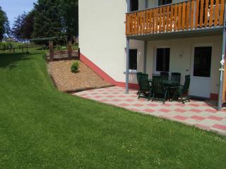 Comfy Holiday Home in Burg Reuland with Sauna, Terrace, BBQ - Burg-Reuland - 2