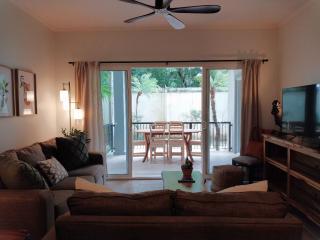 Surfside Tower - Ground Floor Condo with Pool, Walk to Potrero Beach - Potrero - 6