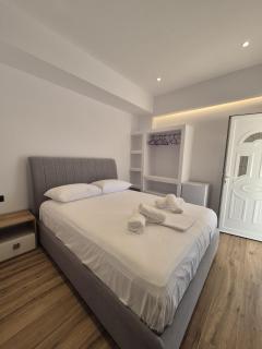 Cozy White House - Near Beach - Ksamil - 8