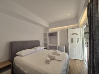 Cozy White House - Near Beach - Ksamil - 5
