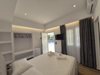 Cozy White House - Near Beach - Ksamil - 2