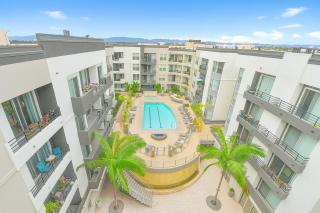 Ocean Breeze - Marina del Rey Suites with Pool, Gym & Hot Tub - 9