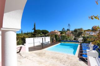 Elegant Vilamoura Old Town Villa Villa Camilla 6 Bedrooms Pool Table - Vilamoura - 8