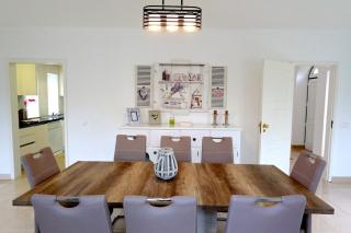 Elegant Vilamoura Old Town Villa Villa Camilla 6 Bedrooms Pool Table - Vilamoura - 5