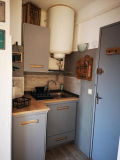 Air-conditioned studio 150 m from beach - Saint-Raphaël - 4