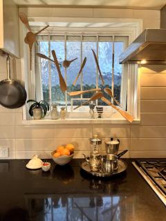 Spacious Beachside Apartment - Sydney - 3