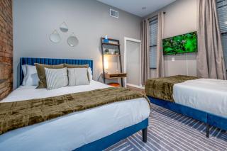 OTR 2 Lux Queen Beds Sleeps 5ppl Light Rail Wifi - Cincinnati - 9