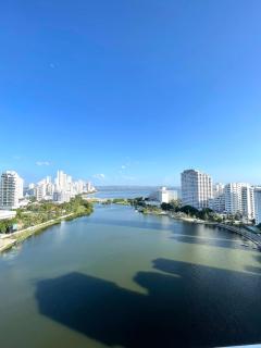 Loft with Island Views Laguito - - 0