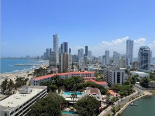 Loft with Island Views Laguito - - 3