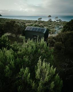 Beach Front Off-Grid Cabin on Kangaroo Island - Xanthe -  - 5