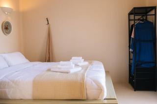 Luxury Santorini Villa 3 Bedroom Villa Private Jetted Pool With Sea Sunset Views Finikia - Ia - 8