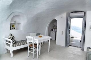 Gorgeous Santorini Villa 1 Bedroom Villa Felicitous Private Hot Tub Stunning Caldera Views Oia - Oia - 9