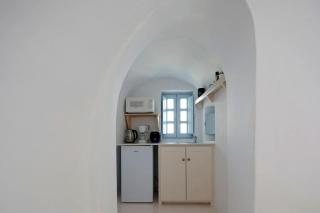 Gorgeous Santorini Villa 1 Bedroom Villa Felicitous Private Hot Tub Stunning Caldera Views Oia - Oia - 6
