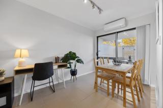 Tranquil Rockingham Base for Corporate Guests - Rockingham - 8