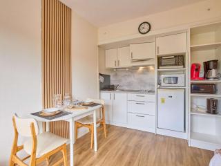 Studio rénové et climatisé avec balcon pour 2 personnes - FR-1-841-24 - Barbotan-les-Thermes - 7