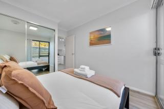 Tranquil Rockingham Base for Corporate Guests - 7