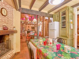 Maison T3 chaleureuse avec WiFi gratuit, 2 cheminées, 2-4 personnes - FR-1-841-29 - 6