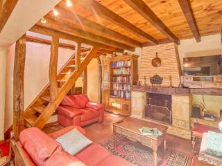 Maison T3 chaleureuse avec WiFi gratuit, 2 cheminées, 2-4 personnes - FR-1-841-29 - Cazaubon - 2