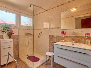 Maison T3 chaleureuse avec WiFi gratuit, 2 cheminées, 2-4 personnes - FR-1-841-29 - 1