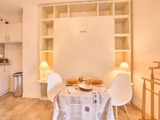 Studio lumineux avec balcon, à 400 m des Thermes, wifi et parking inclus - FR-1-841-21 - 4