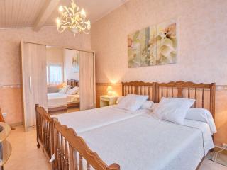 T2 bis lumineux avec véranda, parking gratuit, wifi, proche nature - FR-1-841-33 - 8