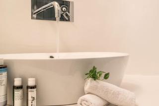 Amazing Santorini Villa 1 Bedroom Pina Caldera Villa Astounding Caldera Views Private Plunge Pool Oia - Oia - 3