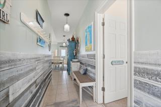 West End Girl - Bay Beach, Gulf Beach, or West End Park - all just steps away! You can't beat the view! home - Dauphin Island - 4