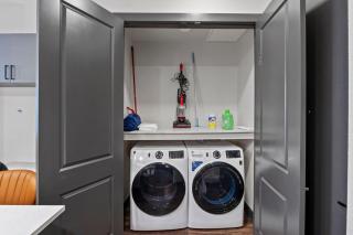 1BR 1B Alongside Q2 and Domain - Austin - 2