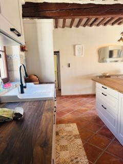Charming house in the village center of Venasque - Venasque - 8