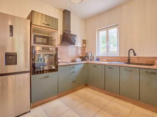 Villa T3 rénovée, jardin arboré, proche station thermale - FR-1-841-52 - Cazaubon - 9