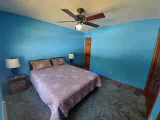 Spacious House with a Pool - 4