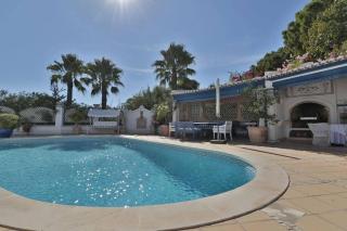 Villa Vale Do Lobo 409 Beautiful 5 Bedrooms Heated Pool Short Walk To The Praca - Vale do Lobo - 0