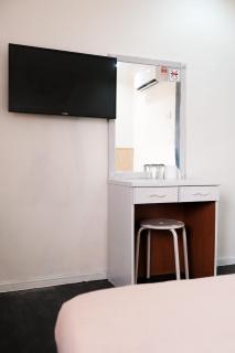 Impress Star Hotel - - 1