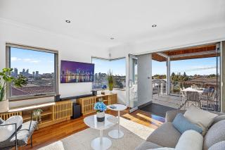 Designer Luxury 3brd - Epic Views - South Perth - Perth - 6