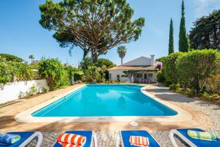 Villa Quadradinhos 38Q 4 Bedrooms Private Pool Short Walk To The Beach And Praca Vale Do Lobo - Vale do Lobo - 8