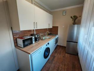 Cozy Downtown Nook - Kecskemét - 9