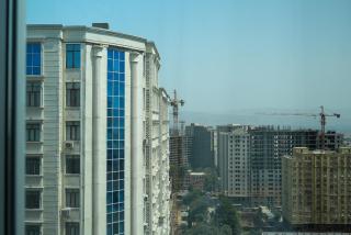 Sky Luxury Apartment - Doesjanbe - 3