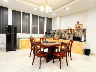 JiJu90s Japan homestay Westlake - Hanoi - 4