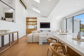 Stunning 4BR Waterfront House with pool in Sth Coogee - 4