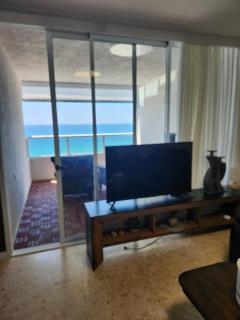 The Sea of Raz - Bat Yam - 4