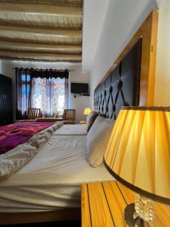 Sky Land guest house - Leh - 9