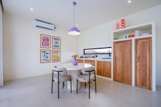 Villa Klio By OriVista in Pererenan - Canggu - 0